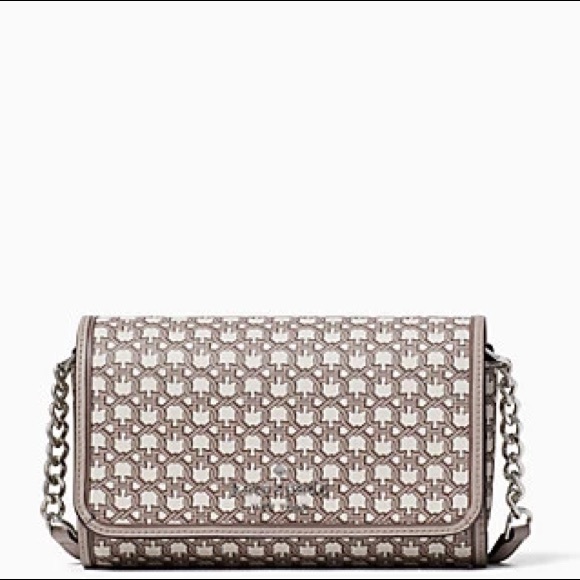 kate spade Handbags - Kate Spade Link Chain Crossbody Purse Bag